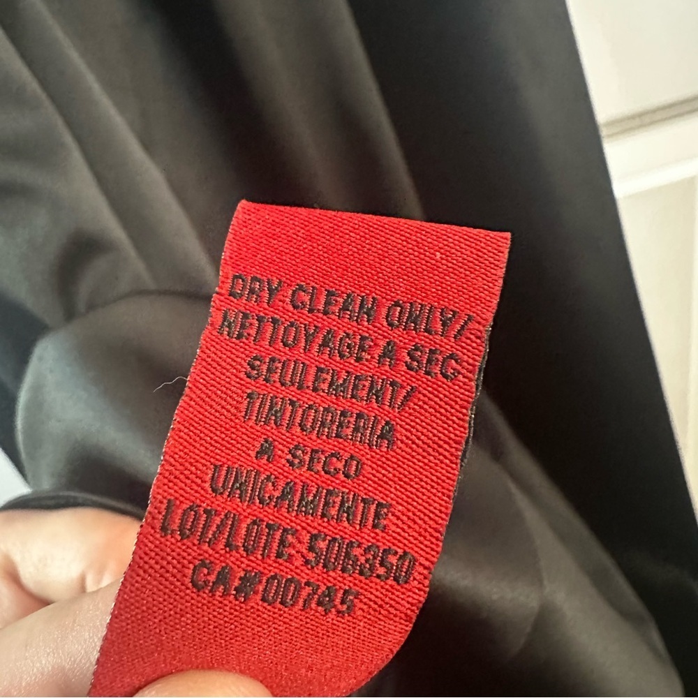 JS Collections Black & White Pleated Bodice Formal Gown Women’s Size 4 - Picture 10 of 16